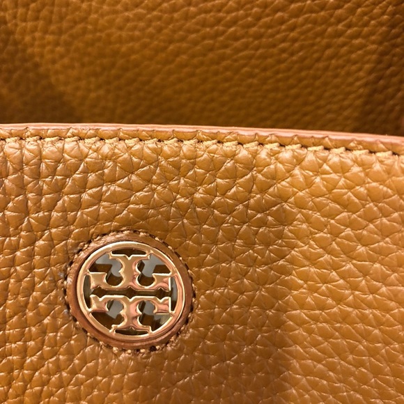 Tory Burch Perry Tote - Picture 6 of 8